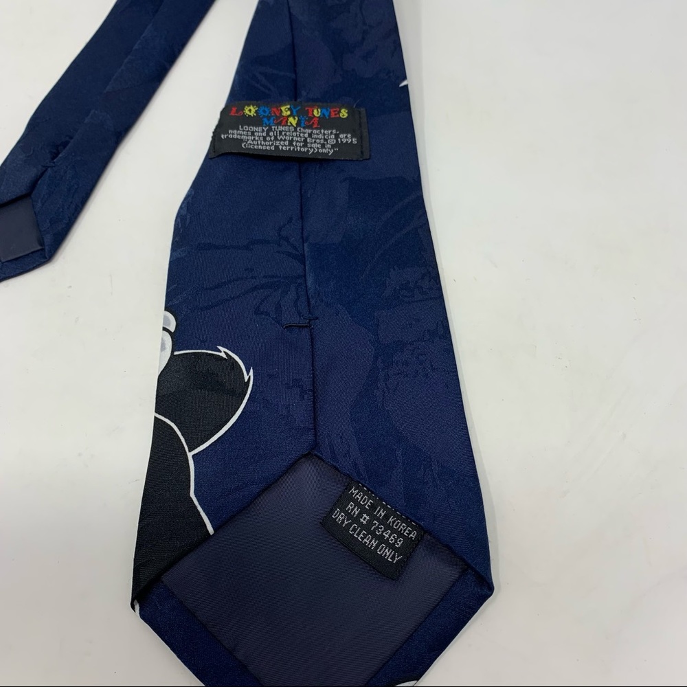 LOWEST Warner Bros. Looney Tunes Sylvester and Tweetie Blue Tie - Picture 3 of 6